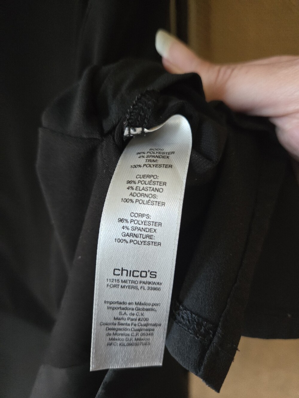 Chico's Black Asymmetric Short-Sleeve Women’s Top Side Slit See Measurements - Picture 6 of 10